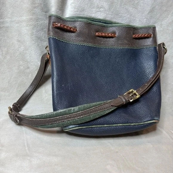 Dooney & Bourke Vintage Navy Pebbled Leather Teton Bucket Drawstring Bag - Picture 11 of 16